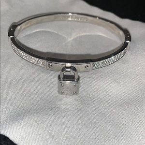 Michael Kors Lock Bangle Bracelet Silver NWOT 💜🦋